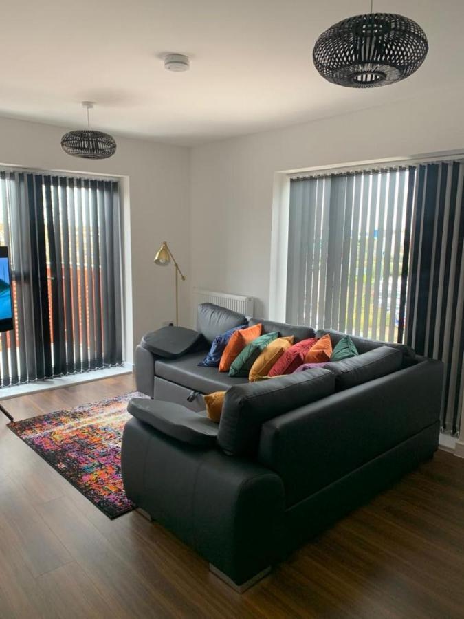Lakeside 2 Bed Luxury Apartment No Parties No Events Early Check-In Late Check- Out Allowed West Thurrock Exterior photo